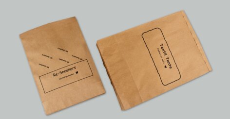 Darstellung verschiedener bedruckbarer Papierversandbeutel